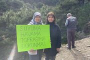Alaşehir'de  köylüler  bağlarını korumak için mücadelelerine devam ediyor